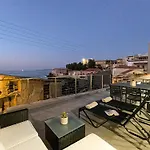 Charming Old Tannery House With Spacious Veranda And Stunning Sea View! Ferienhaus
