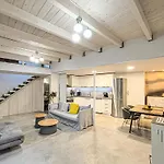 Ferienhaus Charming Old Tannery House With Spacious Veranda And Stunning Sea View! *