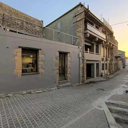 Charming Old Tannery House With Spacious Veranda And Stunning Sea View! * خانيا