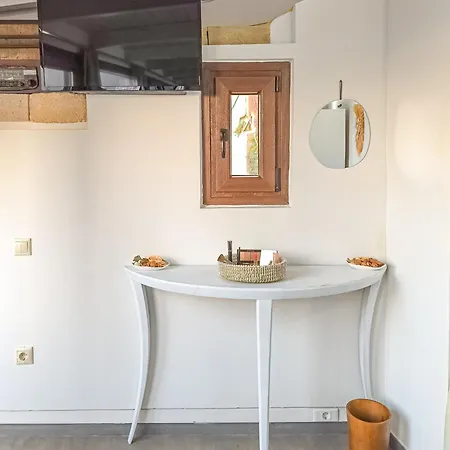 Charming Old Tannery House With Spacious Veranda And Stunning Sea View!