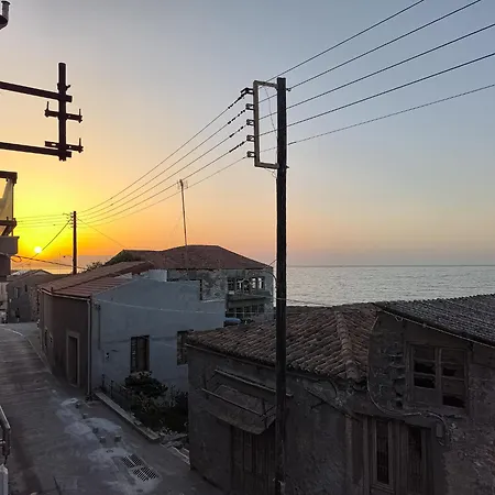 Charming Old Tannery House With Spacious Veranda And Stunning Sea View! *