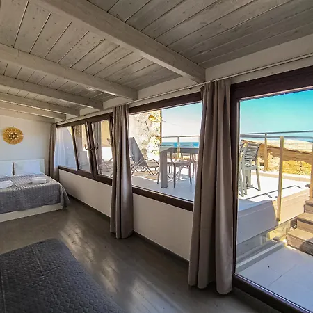 Charming Old Tannery House With Spacious Veranda And Stunning Sea View!