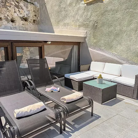 Charming Old Tannery House With Spacious Veranda And Stunning Sea View! *