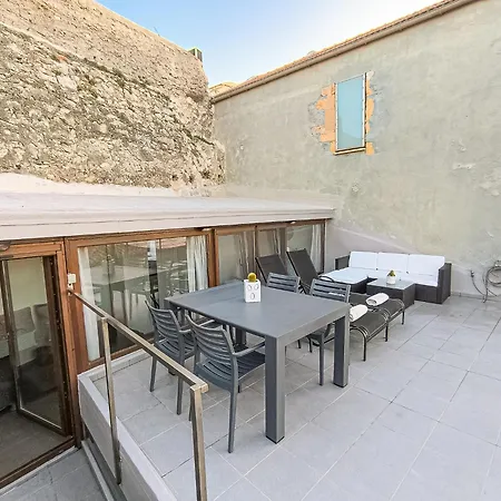 Charming Old Tannery House With Spacious Veranda And Stunning Sea View! *