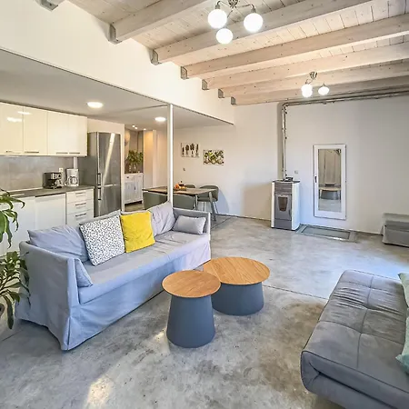 Charming Old Tannery House With Spacious Veranda And Stunning Sea View! 하니아