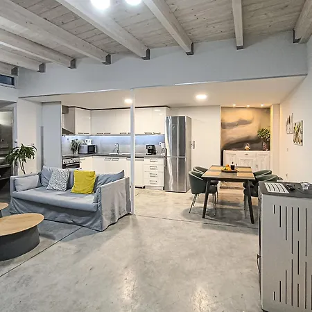 Charming Old Tannery House With Spacious Veranda And Stunning Sea View! Dom wakacyjny