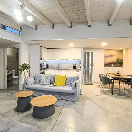 Charming Old Tannery House With Spacious Veranda And Stunning Sea View! 하니아