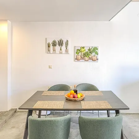 Charming Old Tannery House With Spacious Veranda And Stunning Sea View!