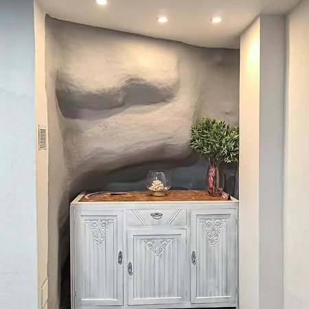 Charming Old Tannery House With Spacious Veranda And Stunning Sea View!